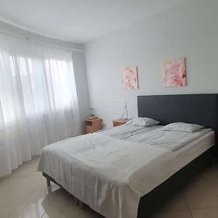 Pihenes Haza-relax Apartmanhaus Apartment
