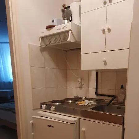 Pihenes Haza-relax Apartmanhaus شقة