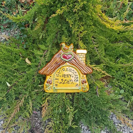 شقة Pihenes Haza-relax Apartmanhaus