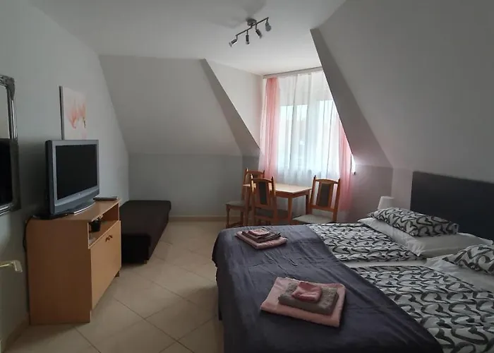 Pihenés Háza-relax Apartmanhaus Appartement *